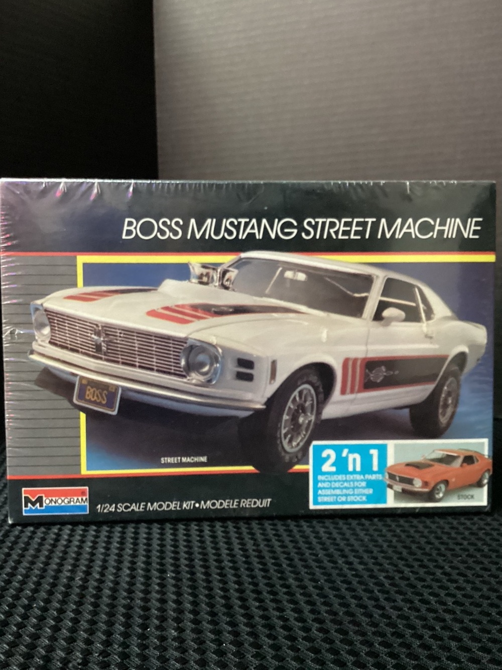 Boss Mustang Street Machine 1/24 Scale Model Car Kit - White with Red Accents